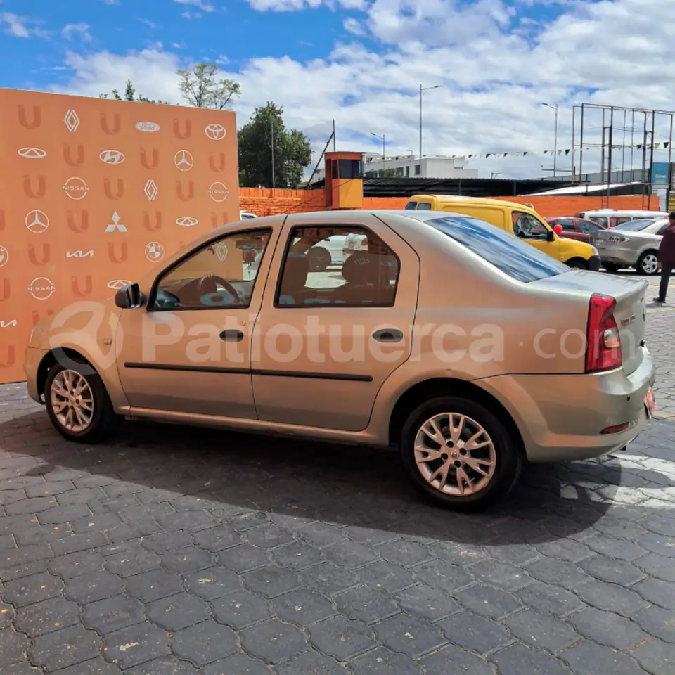 Foto 5 de Renault Logan