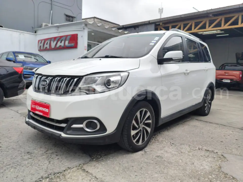 Foto 4 de Shineray MPV 750