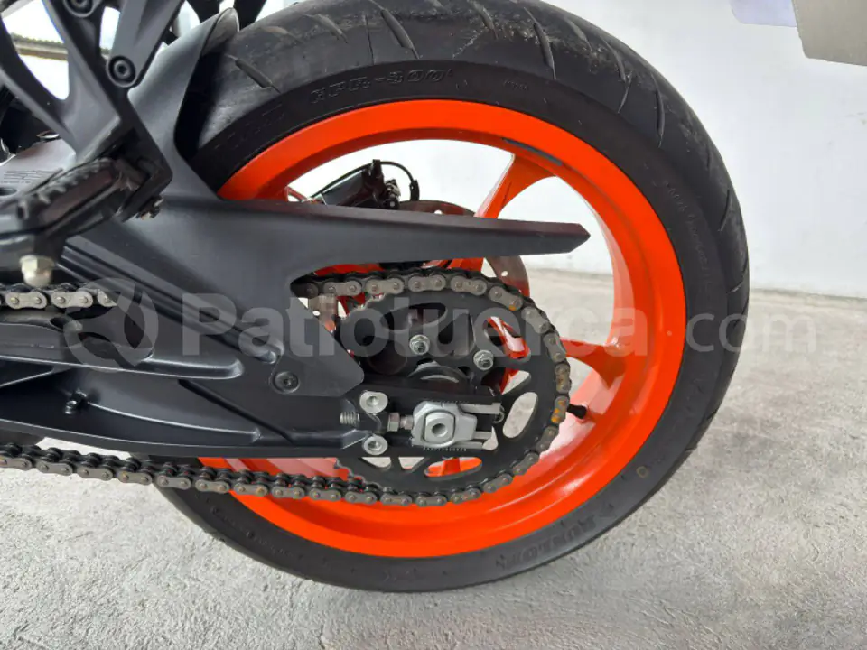 Foto 8 de KTM Duke 390