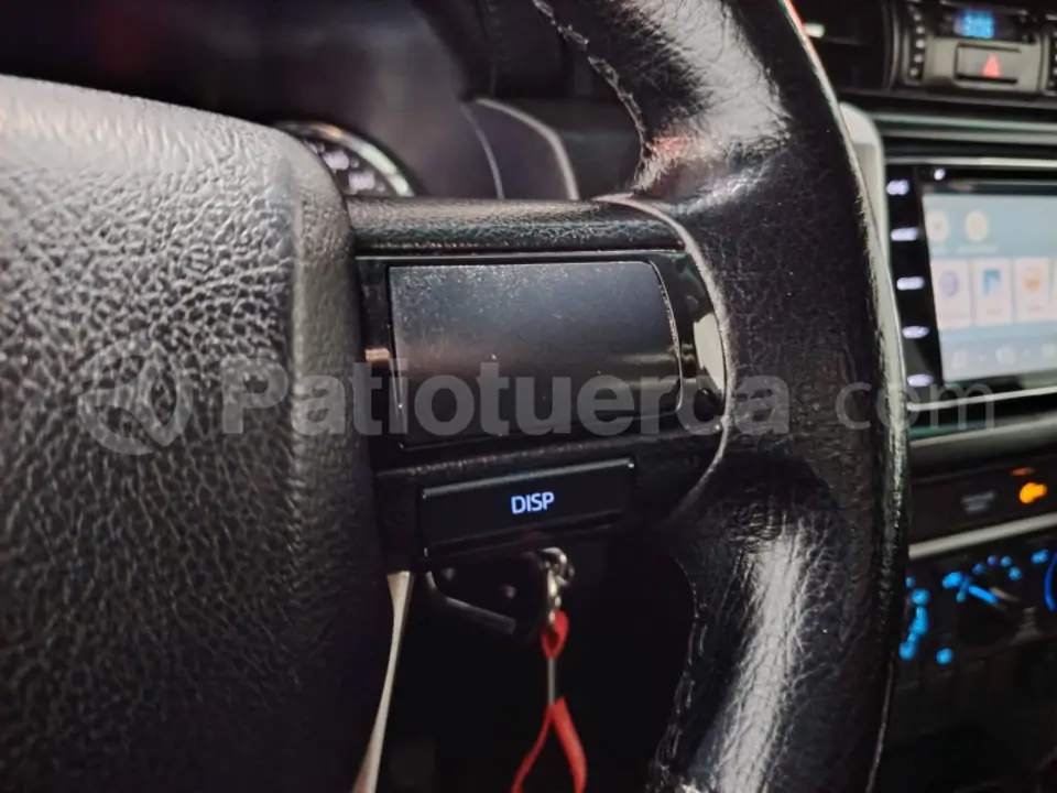 Foto 22 de Toyota Fortuner 2.7