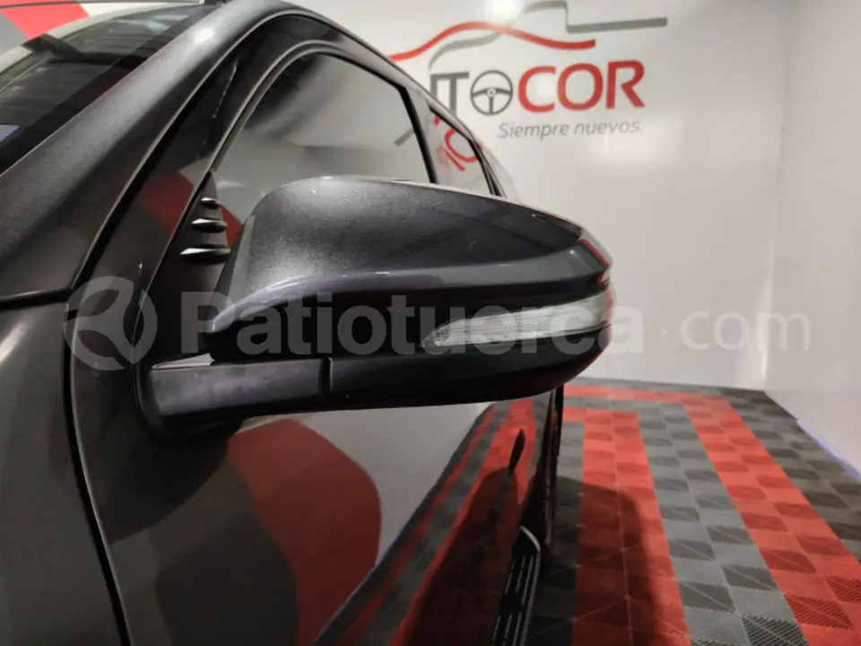 Foto 5 de Toyota Fortuner