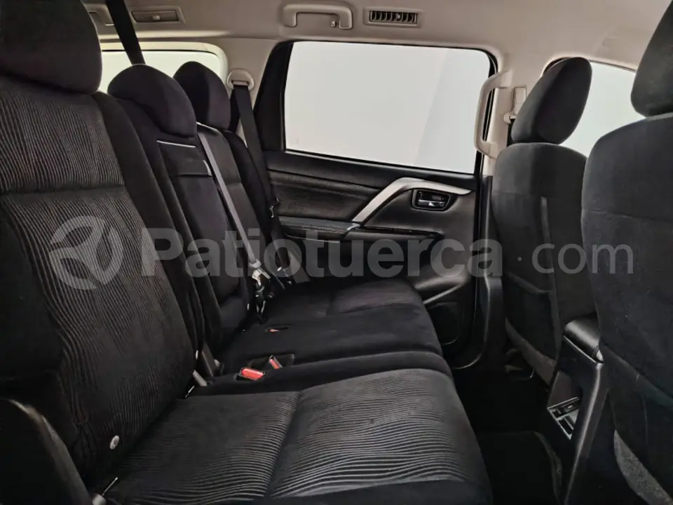 Foto 24 de Mitsubishi Montero