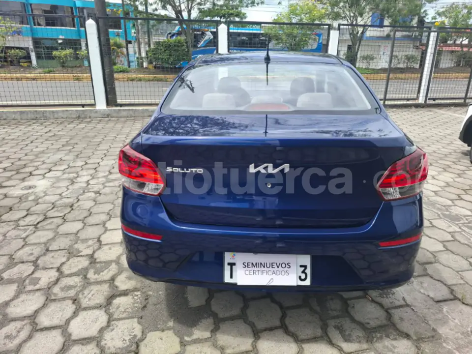 Foto 6 de Kia Soluto LX