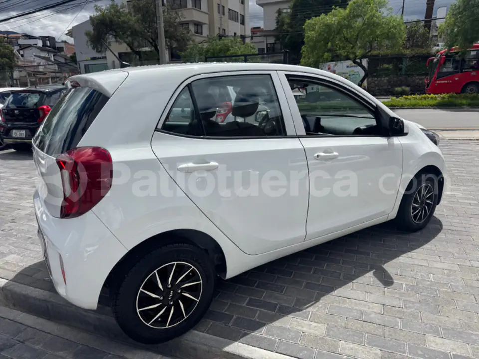 Foto 5 de Kia Picanto Pro LX