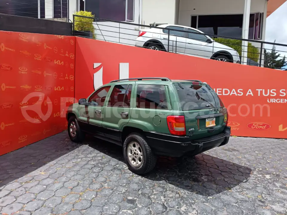 Foto 4 de Jeep Grand Cherokee Laredo