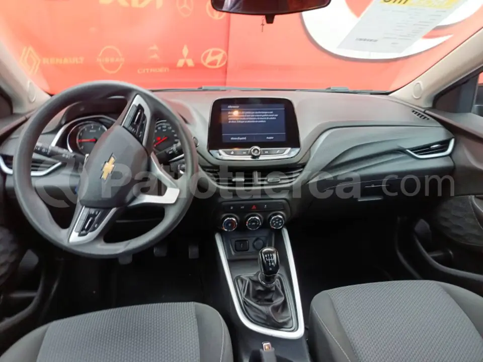 Foto 7 de Chevrolet ONIX