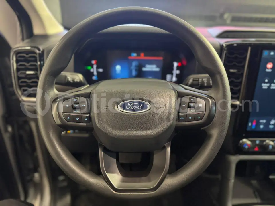 Foto 29 de Ford Everest