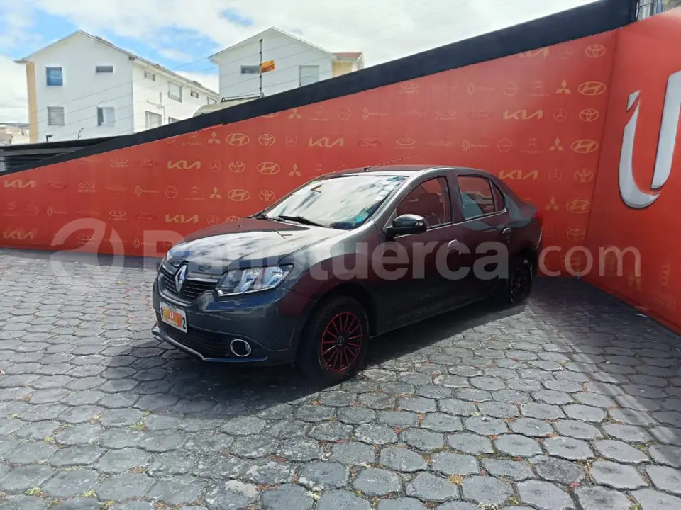 Foto 2 de Renault Logan