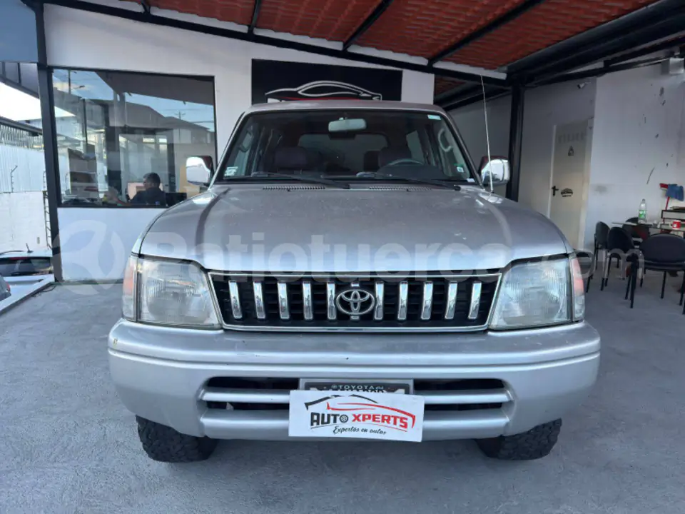 Foto 2 de Toyota Land Cruiser Prado