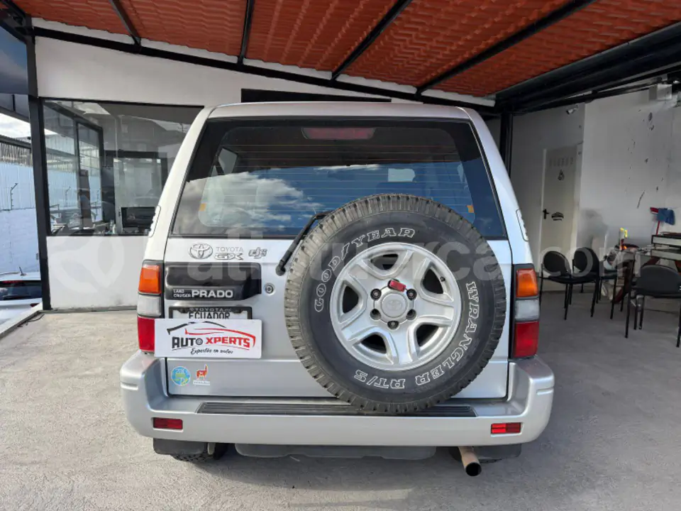 Foto 13 de Toyota Land Cruiser Prado