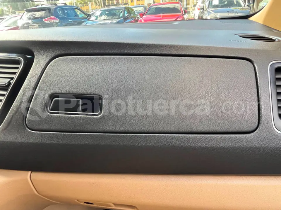 Foto 16 de Kia Grand Carnival