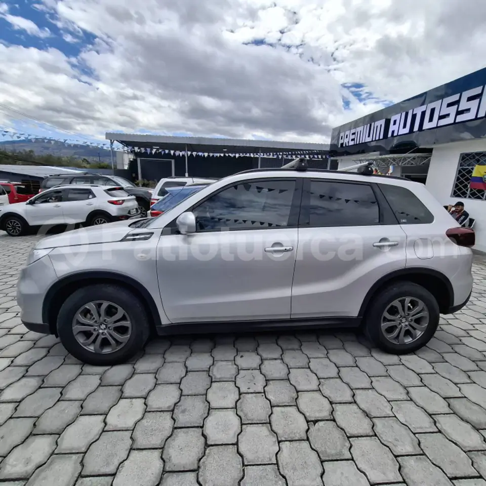 Foto 4 de Suzuki VITARA GL PLUS