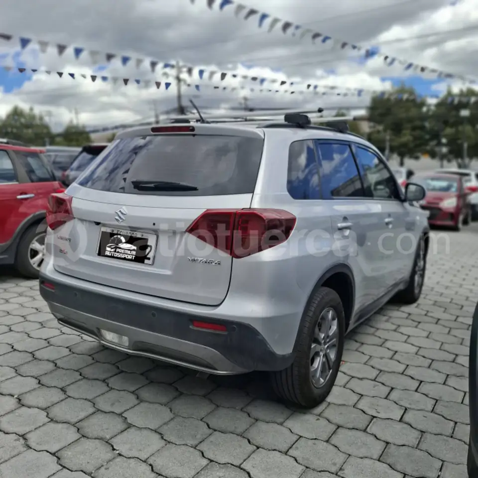 Foto 6 de Suzuki VITARA GL PLUS