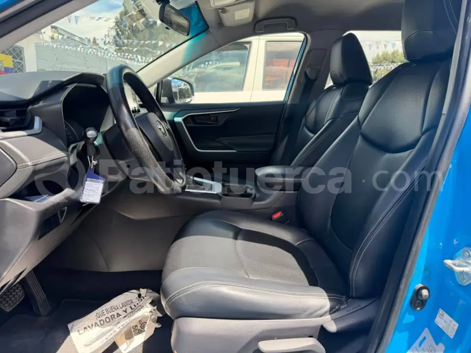 Foto 10 de Toyota RAV 4