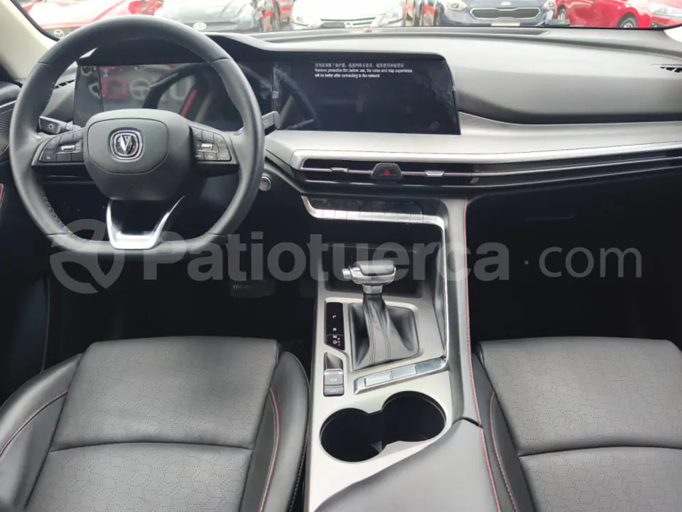 Foto 12 de Changan CS35 Plus