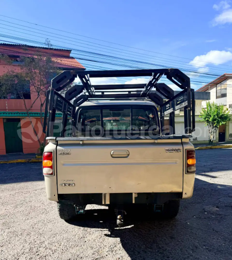 Foto 4 de Mahindra Pick UP CD