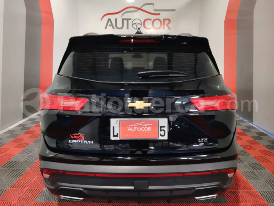 Foto 8 de Chevrolet Captiva LTZ