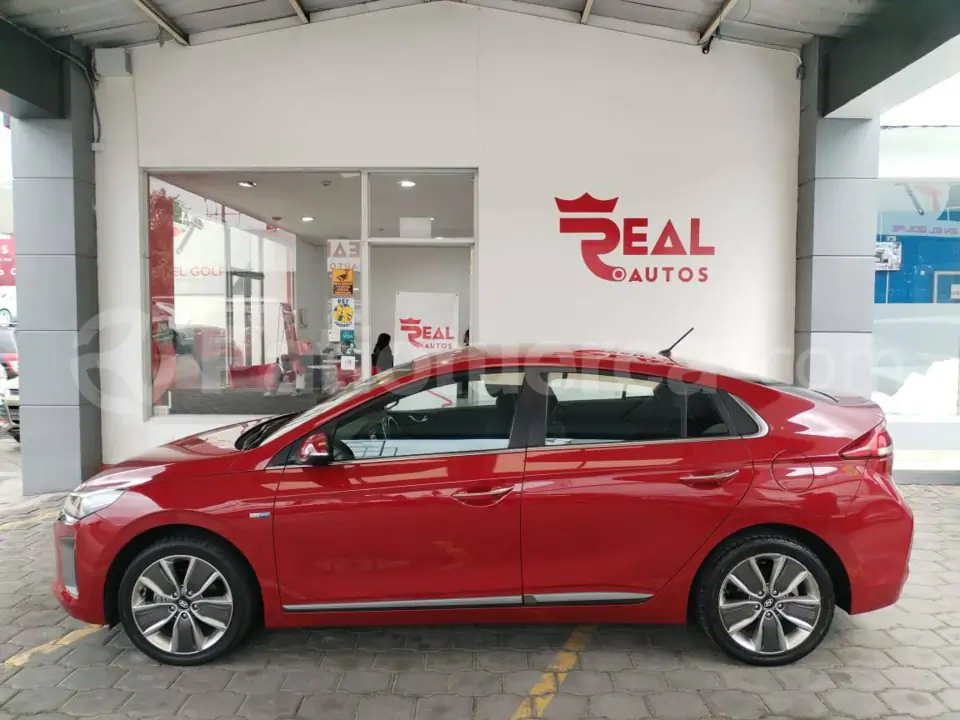 Foto 2 de Hyundai Ioniq Hybrid