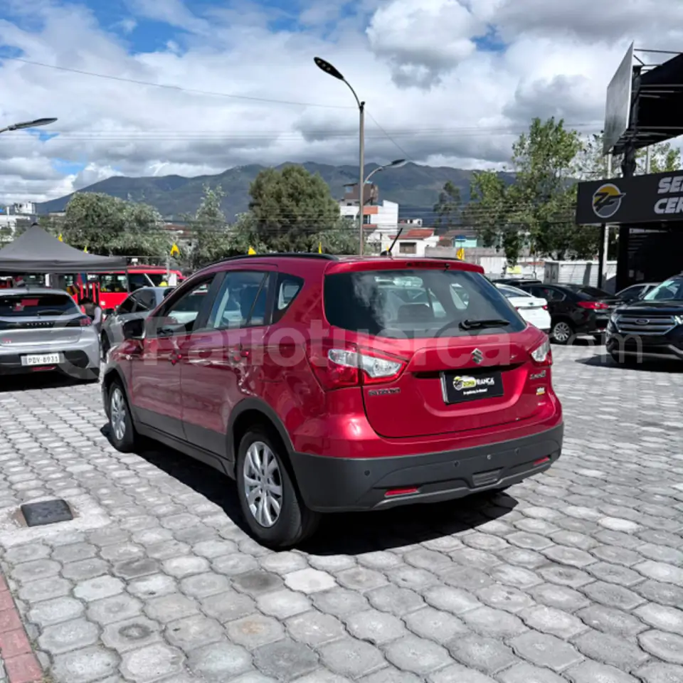 Foto 9 de Suzuki SCROSS BOOSTERJET GL