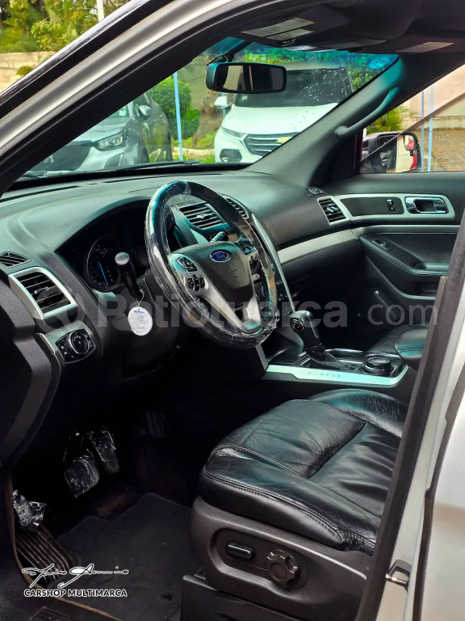 Foto 7 de Ford Explorer XLT