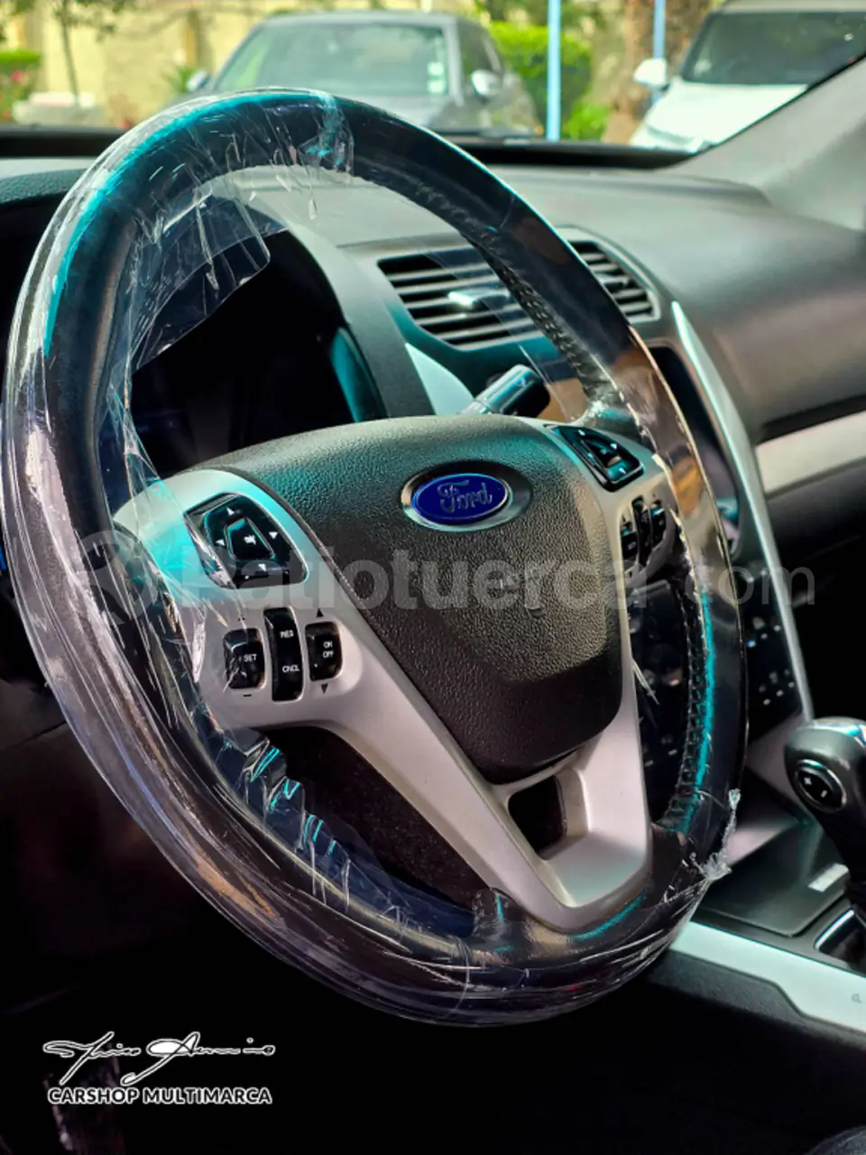 Foto 13 de Ford Explorer XLT