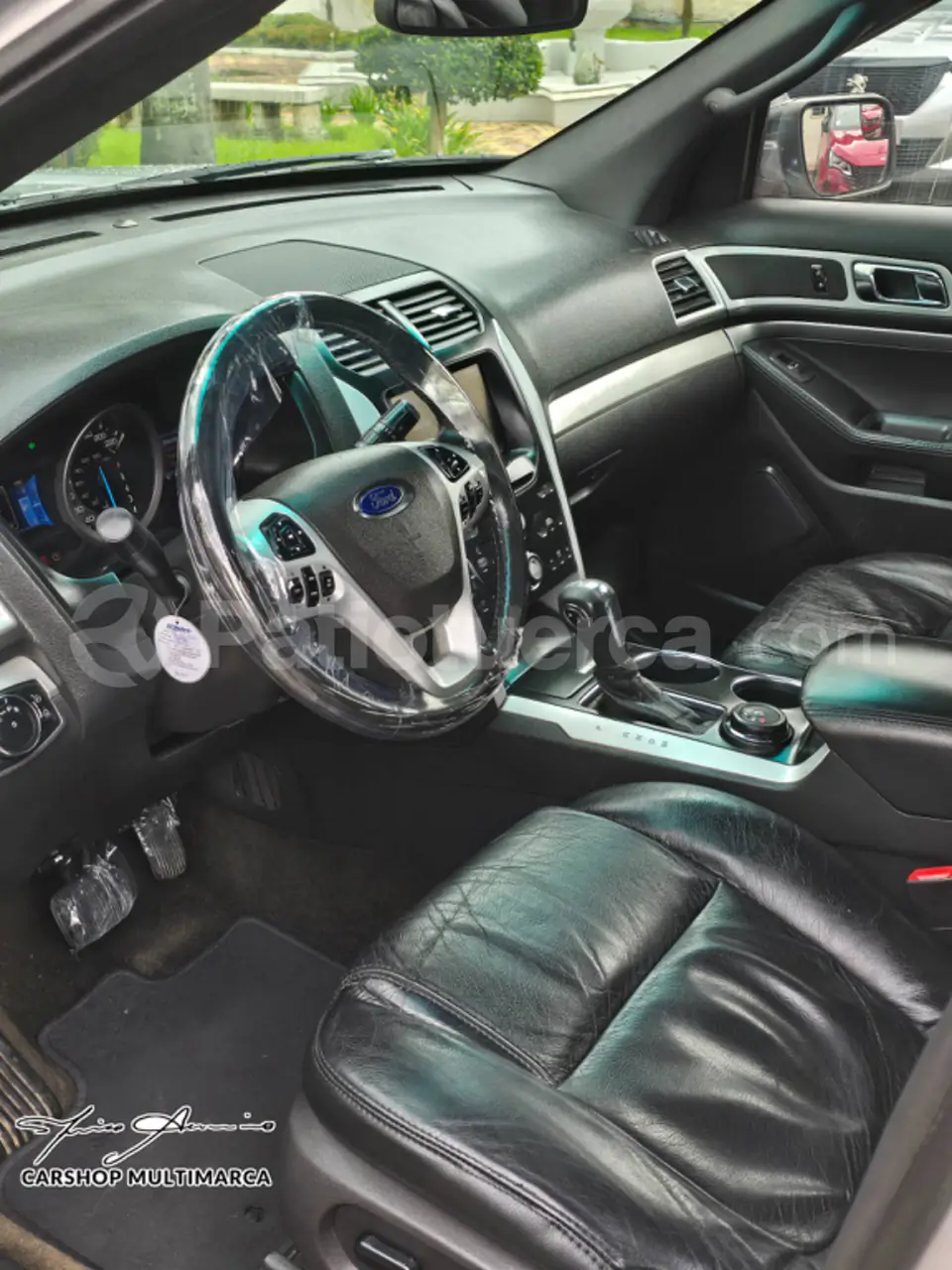 Foto 17 de Ford Explorer XLT