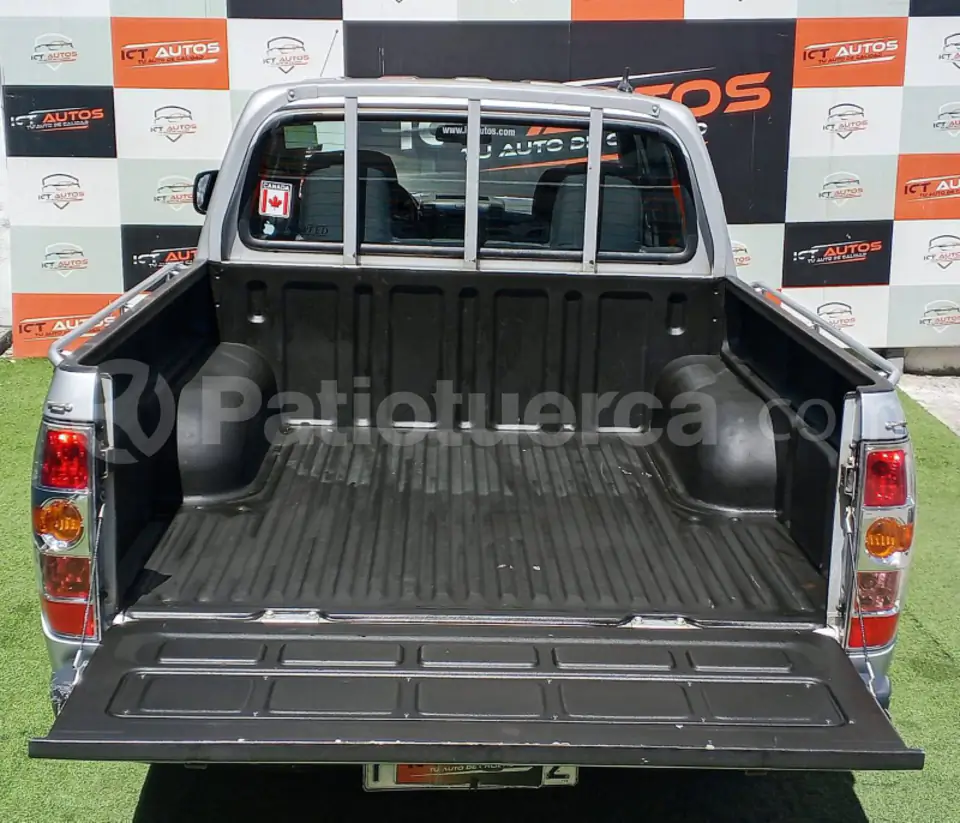 Foto 11 de Mazda BT-50 CD 4x2