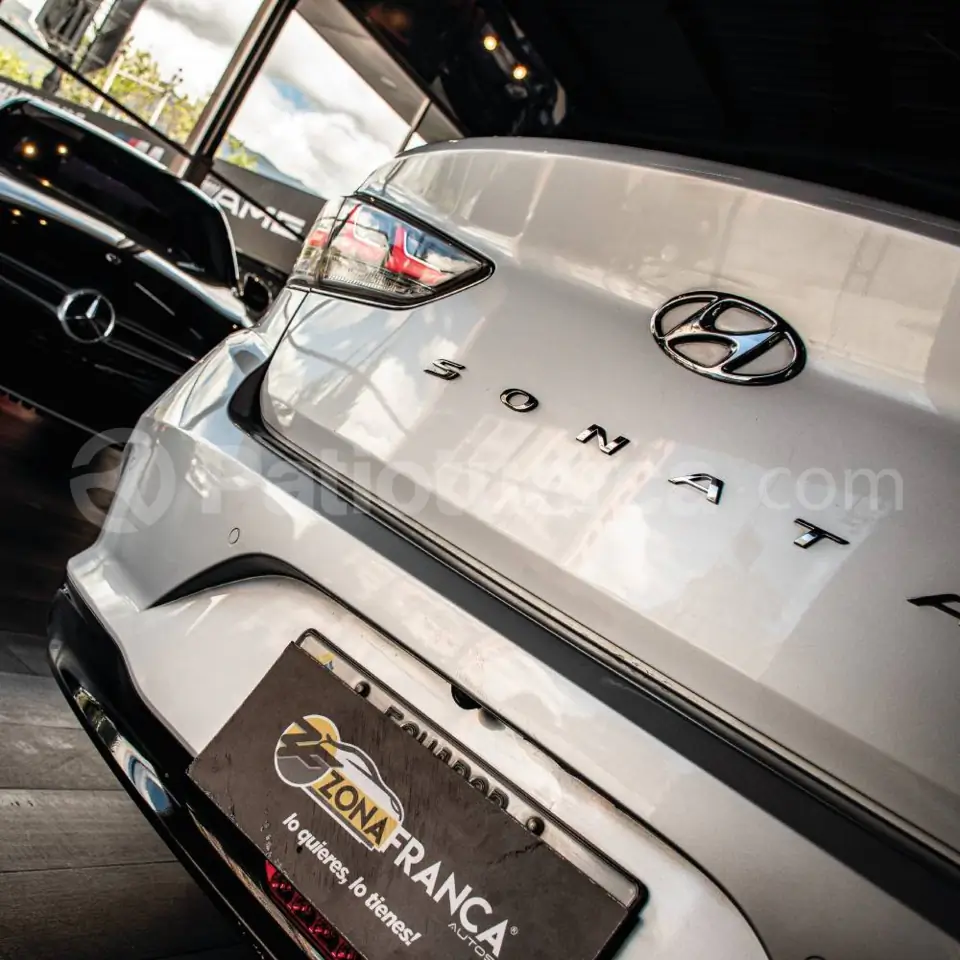 Foto 4 de Hyundai Sonata Hybrid