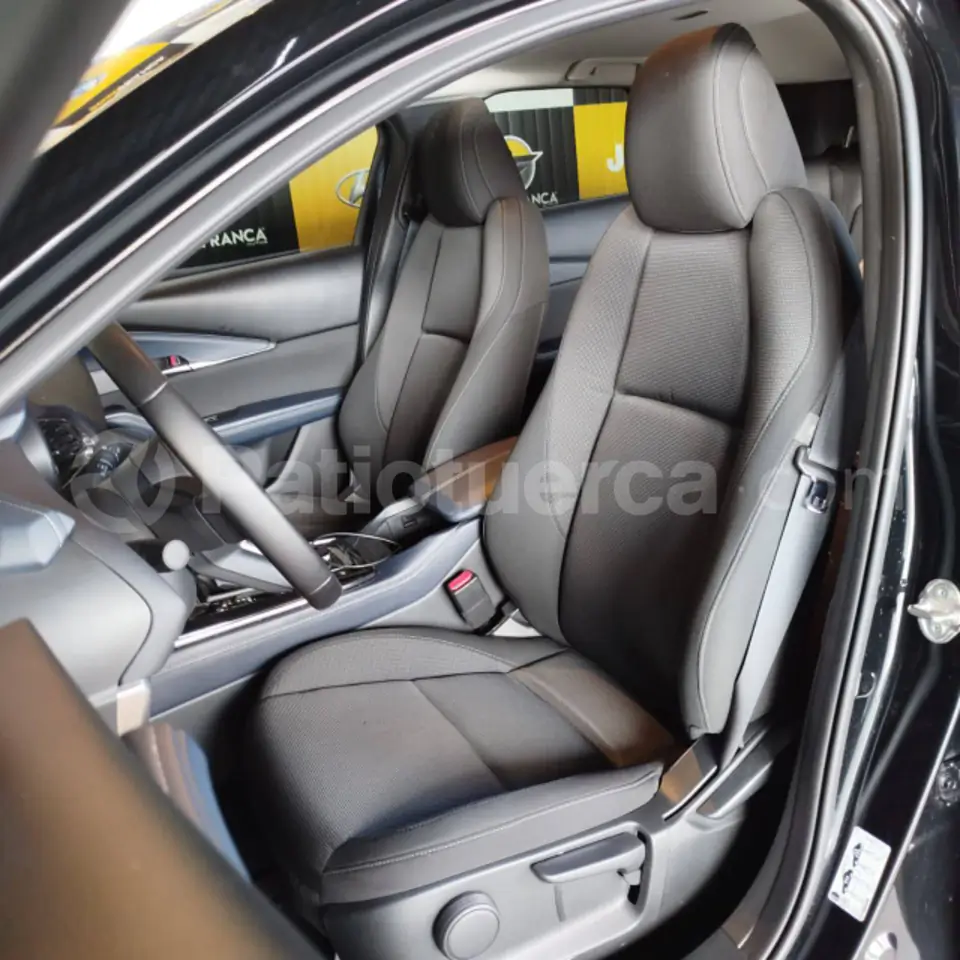 Foto 7 de Mazda CX-30 CORE
