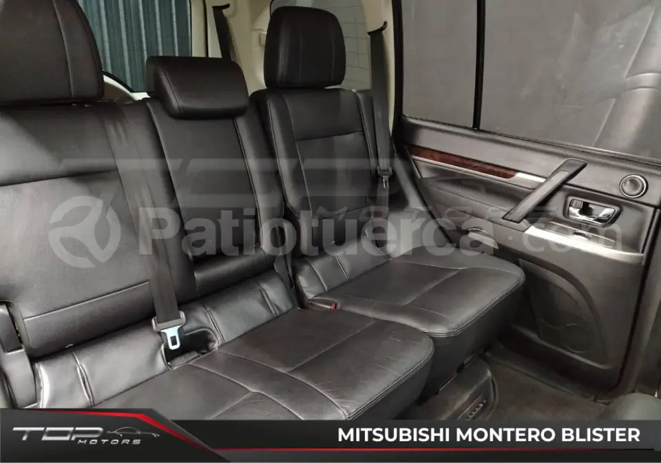 Foto 14 de Mitsubishi Montero Blister