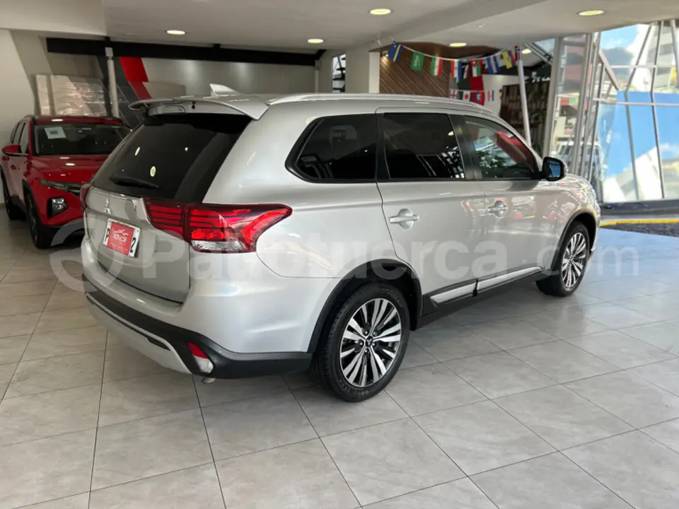 Foto 4 de Mitsubishi Outlander