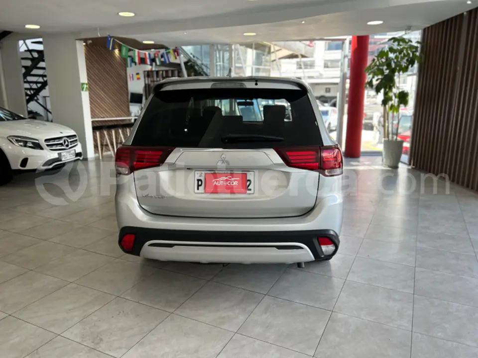 Foto 5 de Mitsubishi Outlander
