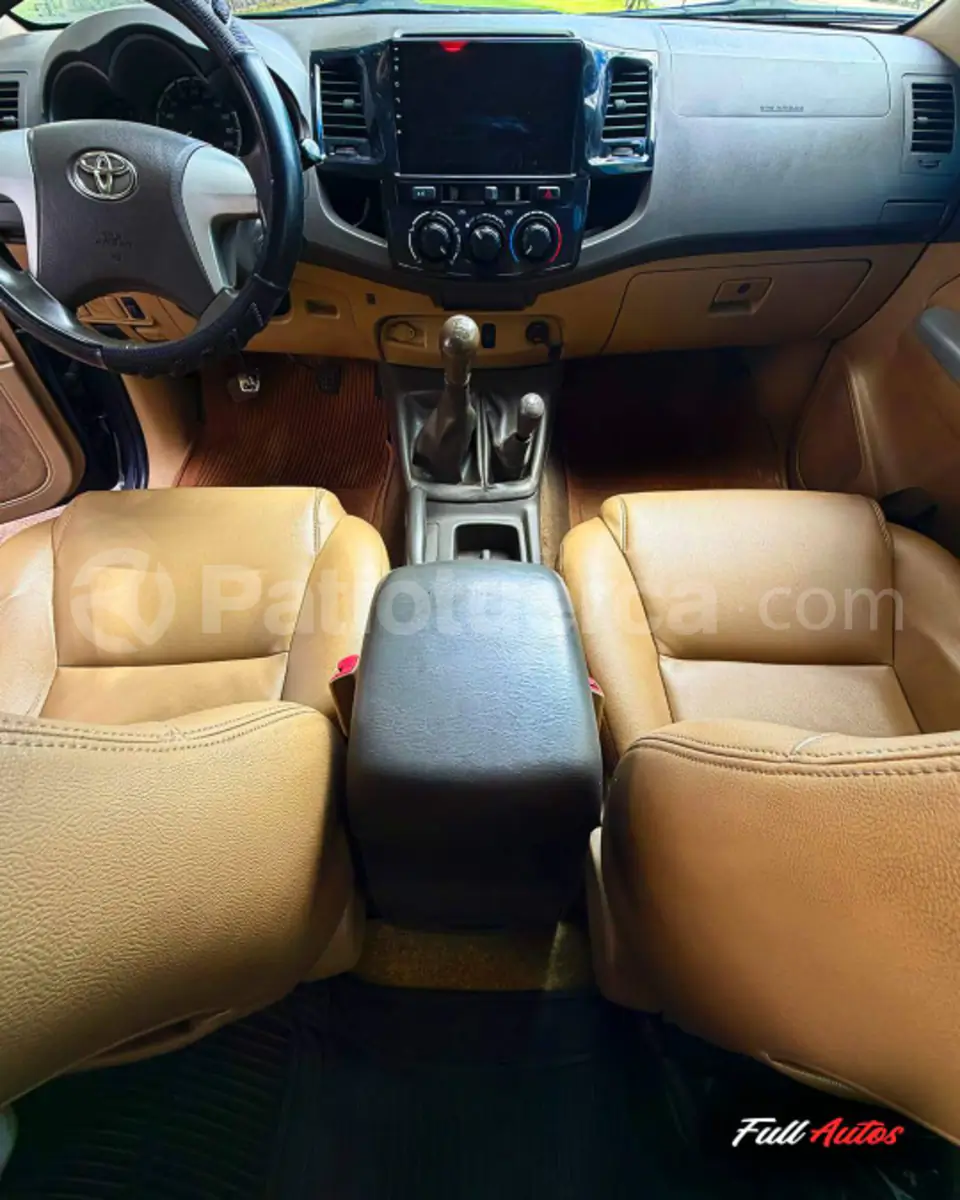 Foto 8 de Toyota Fortuner
