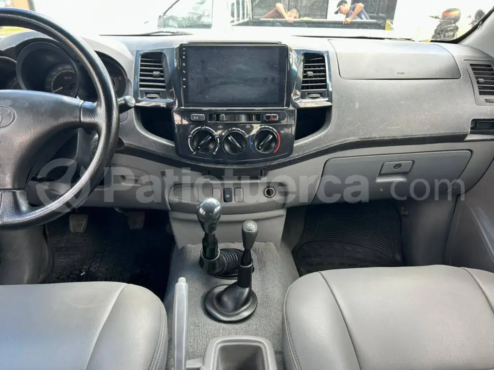 Foto 10 de Toyota Hilux CD 4X4