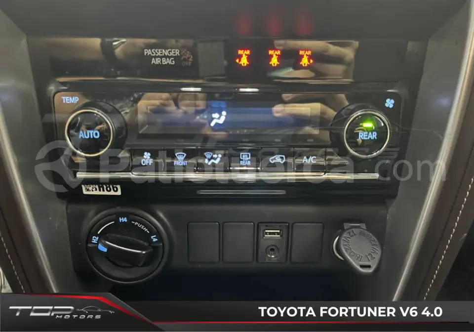 Foto 21 de Toyota Fortuner 4.0