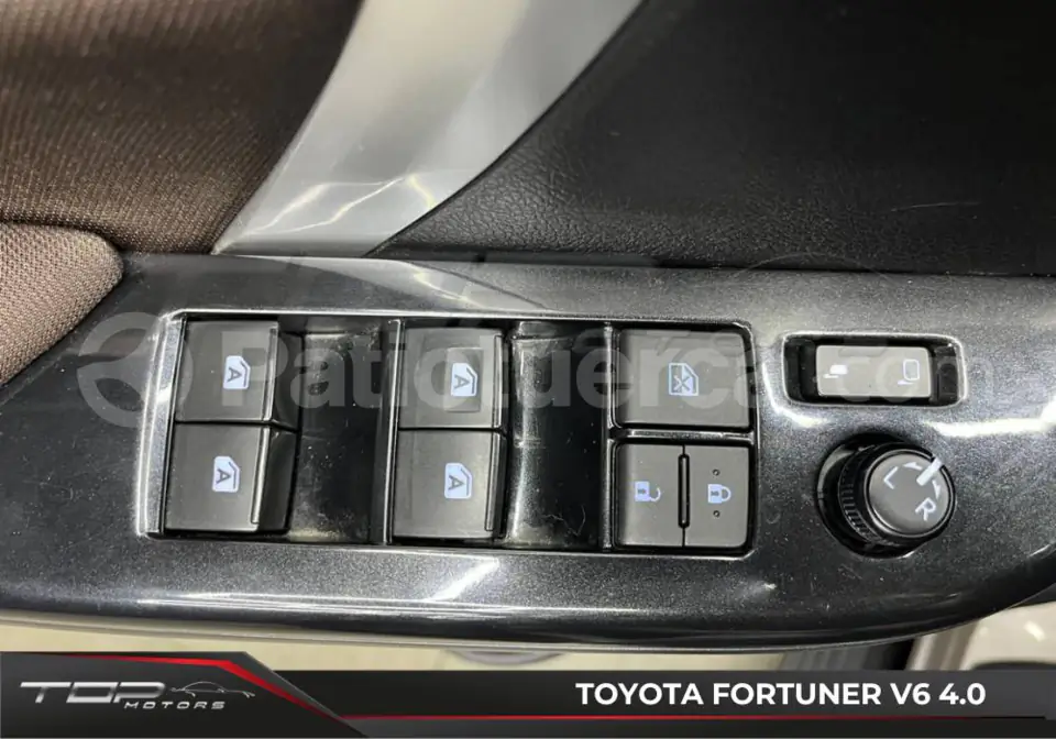 Foto 24 de Toyota Fortuner 4.0