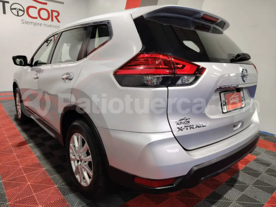 Foto 7 de Nissan XTRAIL SENSE