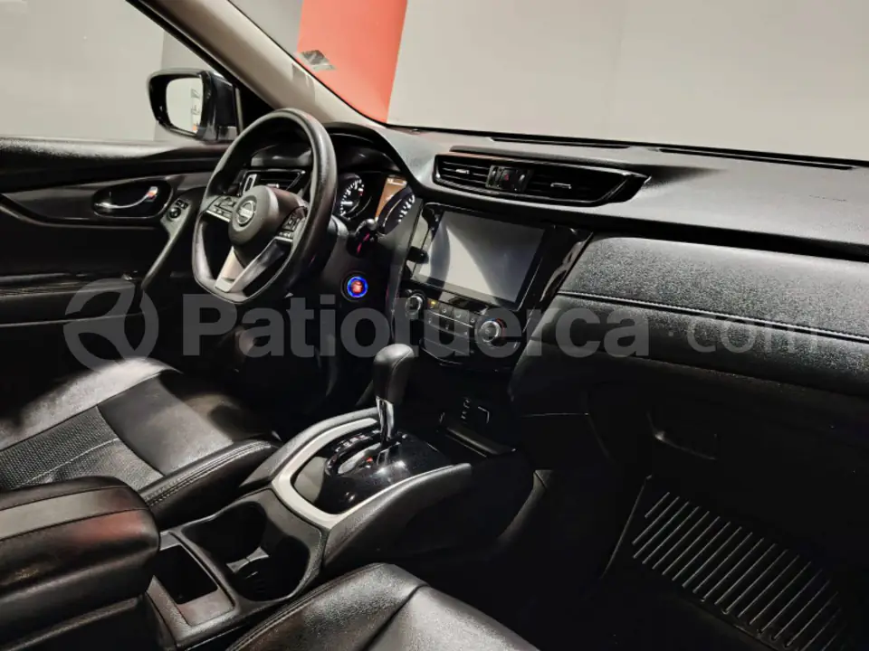 Foto 11 de Nissan XTRAIL SENSE