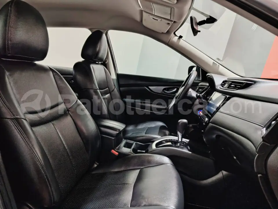 Foto 12 de Nissan XTRAIL SENSE