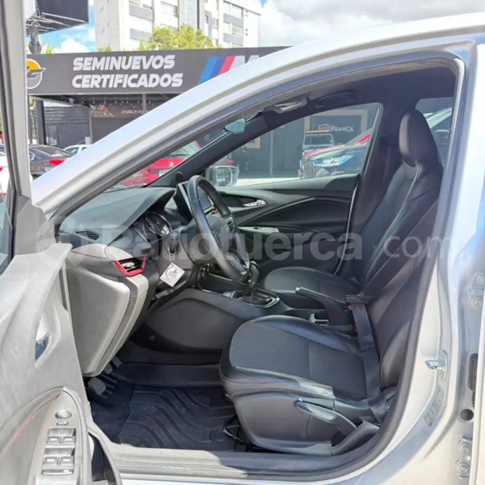 Foto 4 de Chevrolet ONIX RS