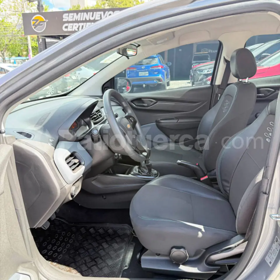 Foto 5 de Chevrolet JOY BLACK