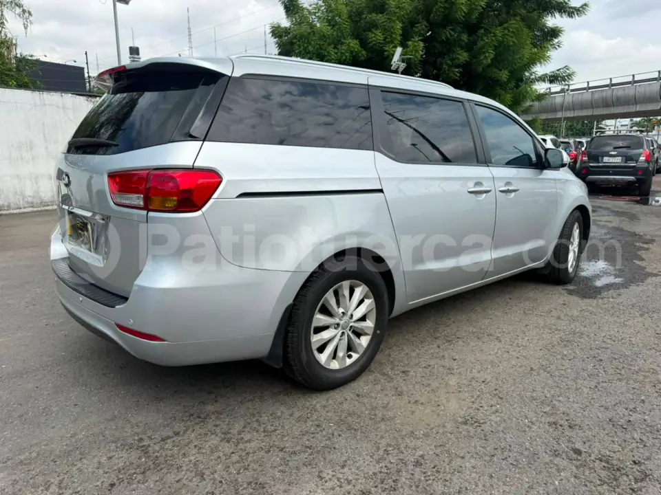 Foto 5 de Kia Carnival