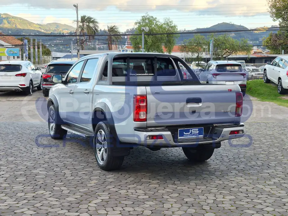 Foto 4 de JAC HFC1037D3KST LUXURY