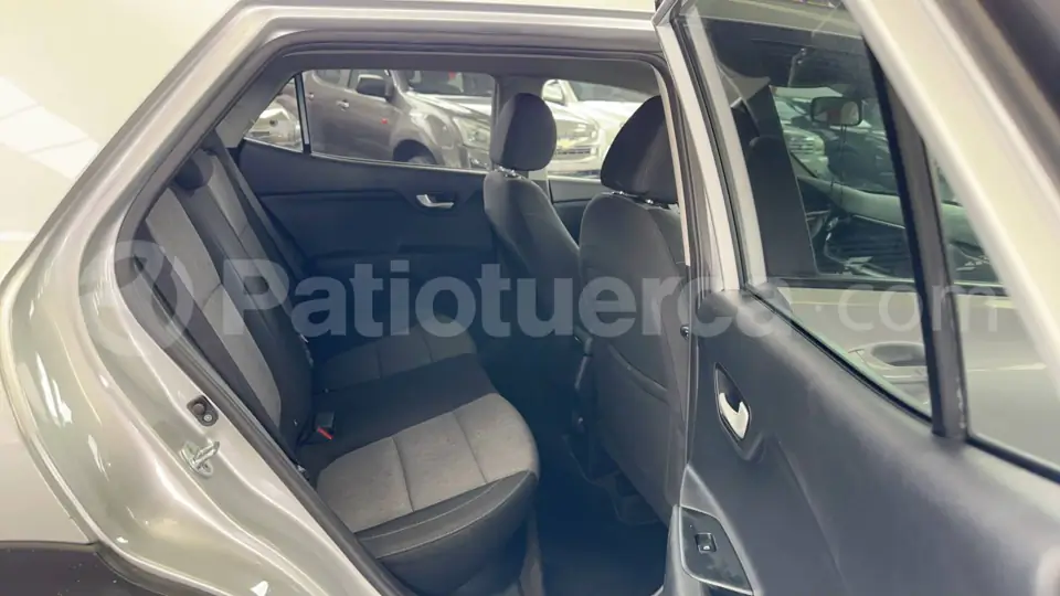 Foto 8 de Kia Stonic LX