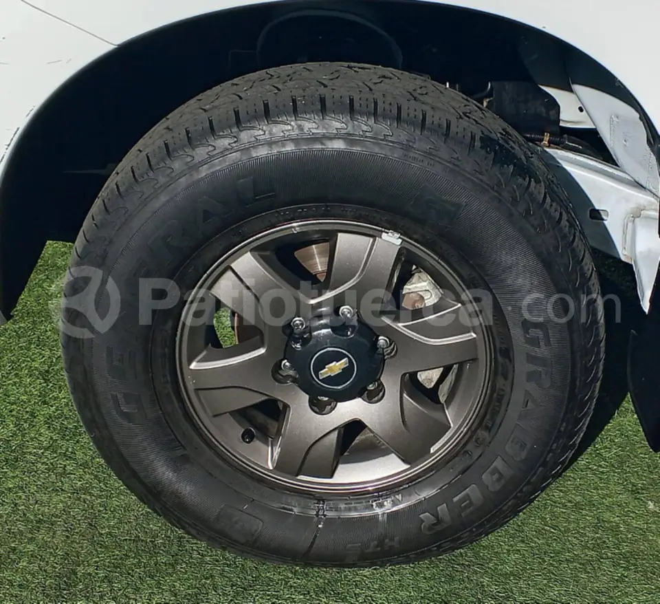 Foto 15 de Chevrolet D-MAX CRDI 2.5 CD 4X2 TM DIESEL