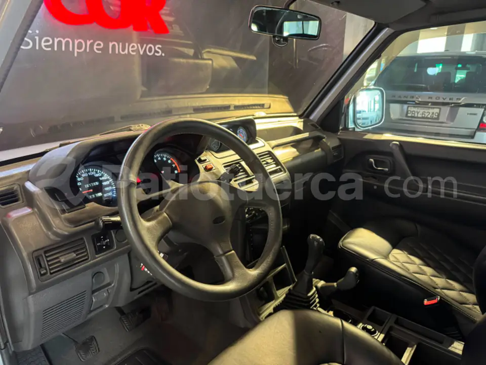 Foto 9 de Mitsubishi Montero GLS