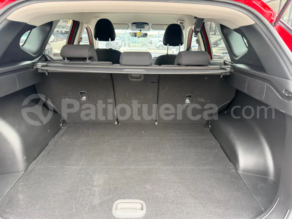 Foto 9 de Hyundai TUCSON NX4E GL