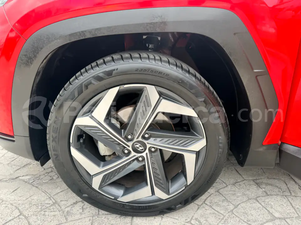 Foto 18 de Hyundai TUCSON NX4E GL