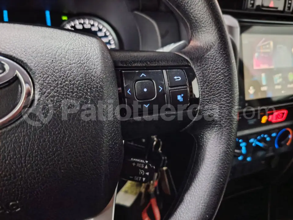 Foto 23 de Toyota New Fortuner
