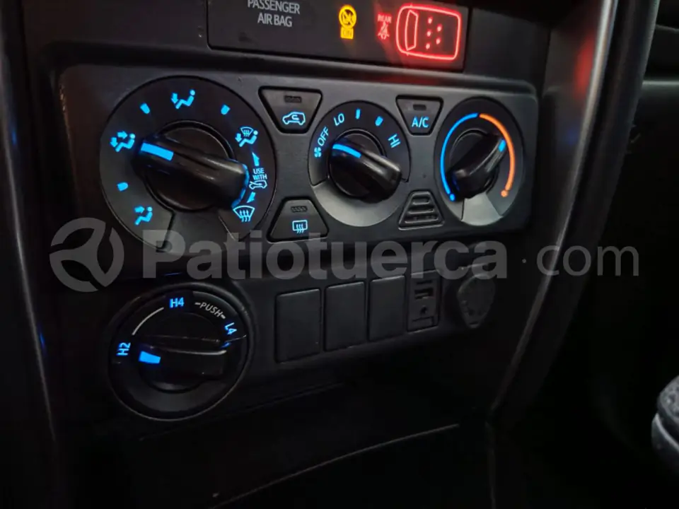 Foto 25 de Toyota New Fortuner